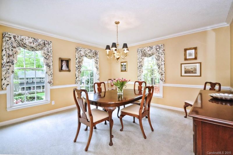 1816 E Barden Rd, Charlotte, NC 28226
