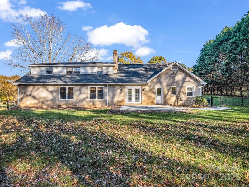 204 Jonas Dr, Lincolnton, NC 28092