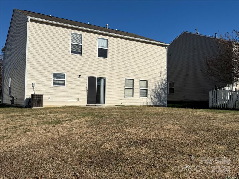 9435 Bayview Pw, Charlotte, NC 28216