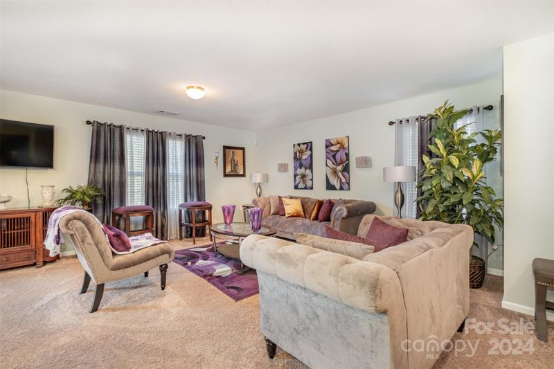 4024 Long Arrow Dr, Concord, NC 28025