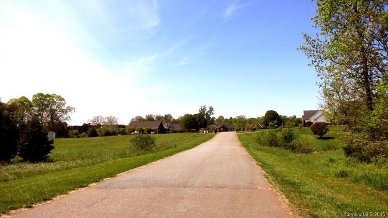 63 Carriage Ln #63, Lincolnton, NC 28092