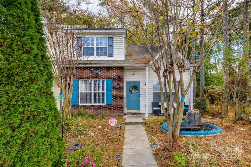 7561 Petrea Ln, Charlotte, NC 28227