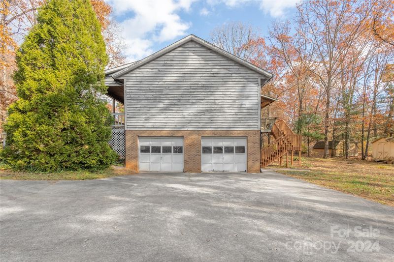 155 Timberbrook Ln, Statesville, NC 28625