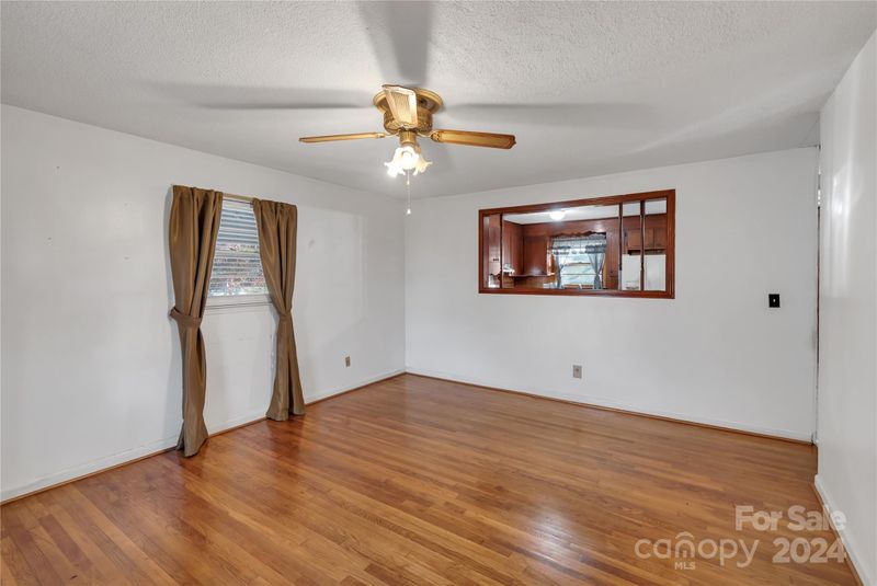 827 Spring St, Gastonia, NC 28054