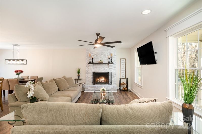 359 Will Hall Rd, Kings Mountain, NC 28086