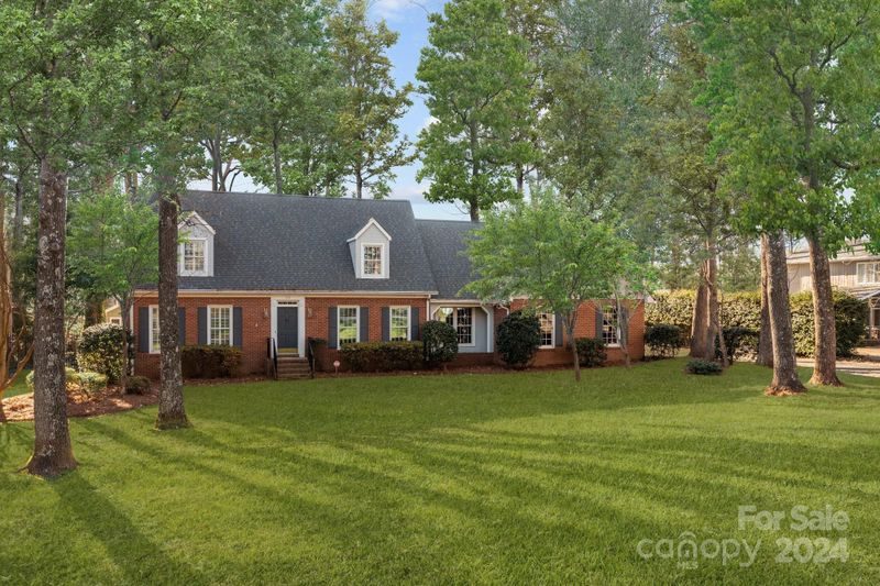 516 Pine Rd, Davidson, NC 28036
