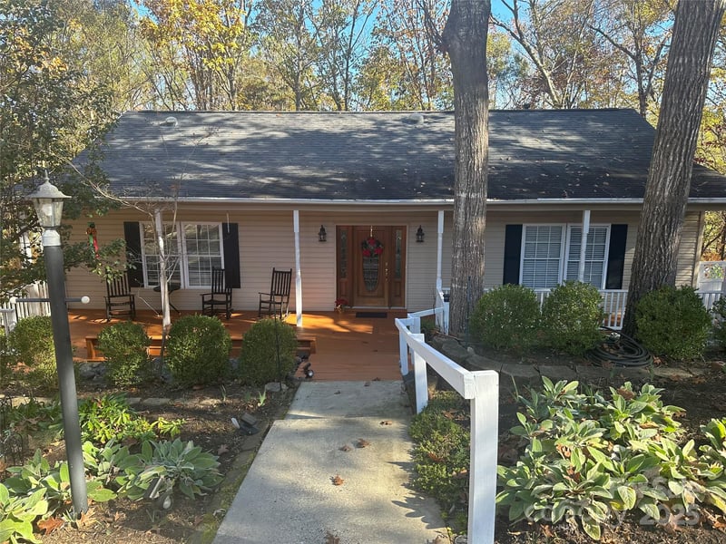 25040 Timberlake Dr, Tega Cay, SC 29708