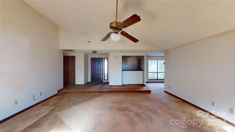 7524 Eastbourne Rd, Charlotte, NC 28227