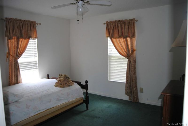 110 Ervin St, Belmont, NC 28012