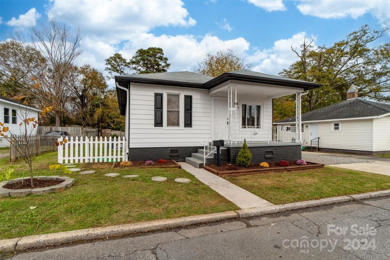 494 Washington St, Cramerton, NC 28032
