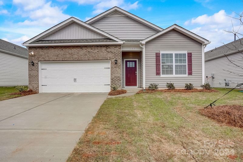 3689 Charles St NW, Conover, NC 28613