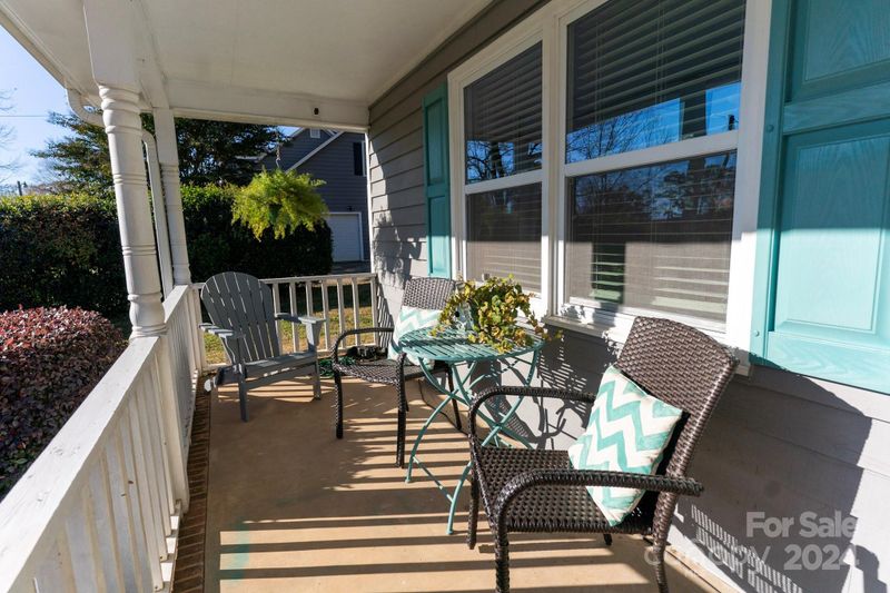 702 Pierce Ave, Mount Holly, NC 28120