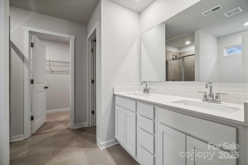 331 Bezelle Ave, York, SC 29745