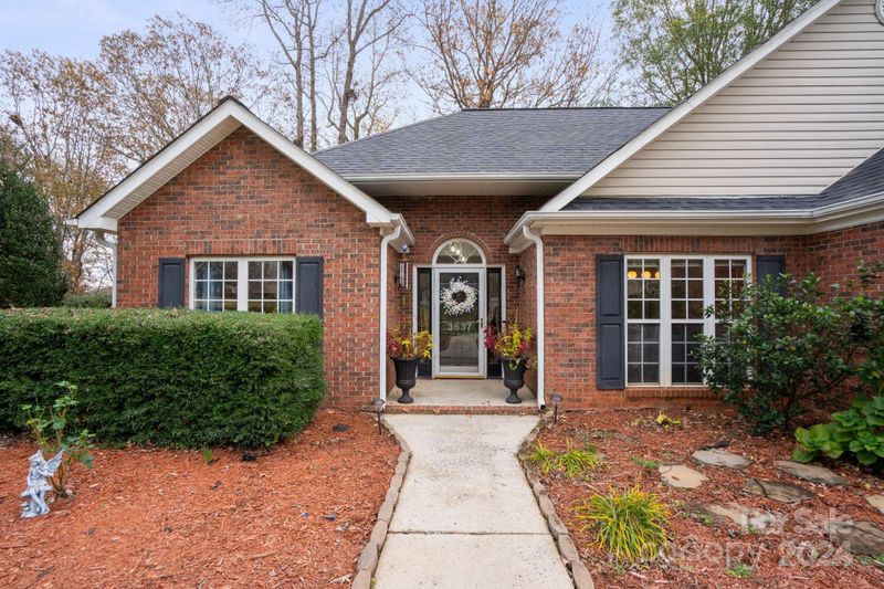 3637 Easthampton Dr, Gastonia, NC 28056