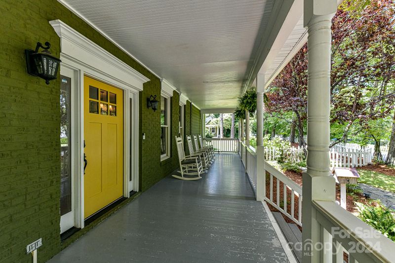 208 Grey Rd, Davidson, NC 28036