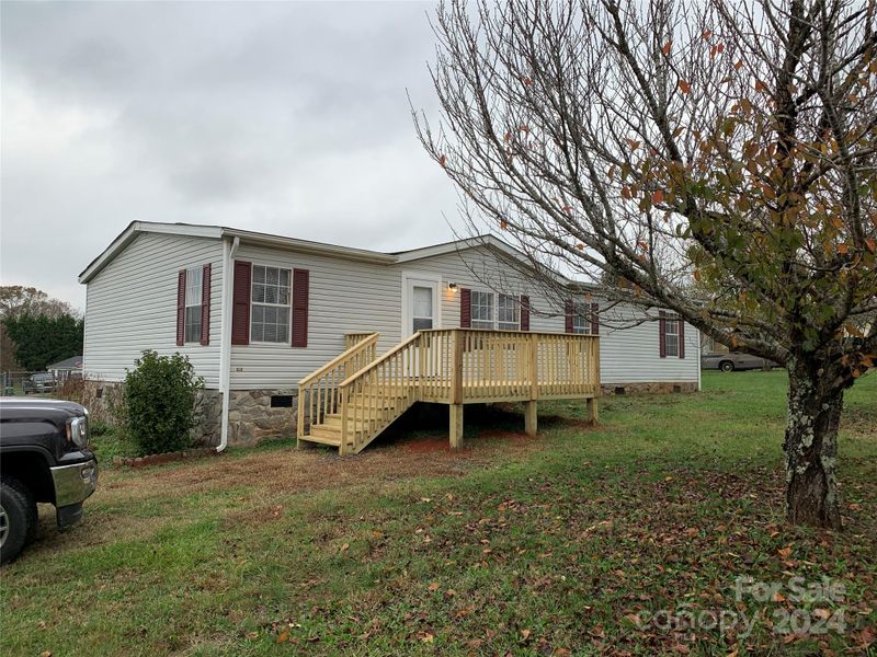 5204 Flay Rd, Cherryville, NC 28092