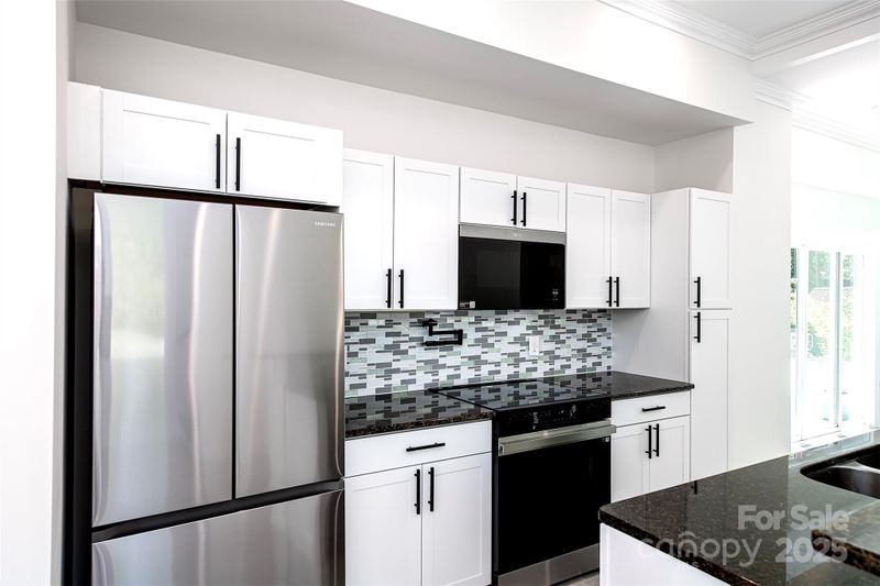 6534 Providence Rd, Charlotte, NC 28226