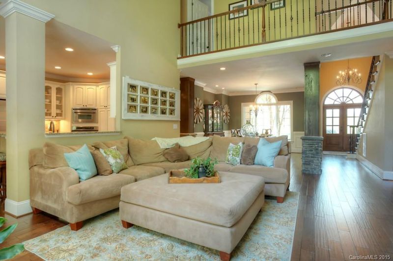 18507 Rollingdale Ln, Davidson, NC 28036