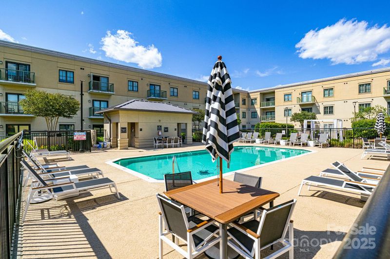 721 Governor Morrison St #425, Charlotte, NC 28211