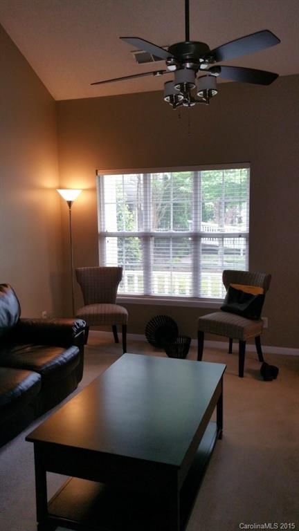 643 Mountainwater Dr #605, Charlotte, NC 28262