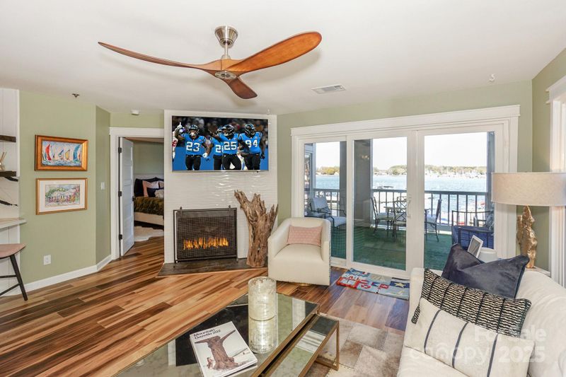 18631 Vineyard Point Ln, Cornelius, NC 28031