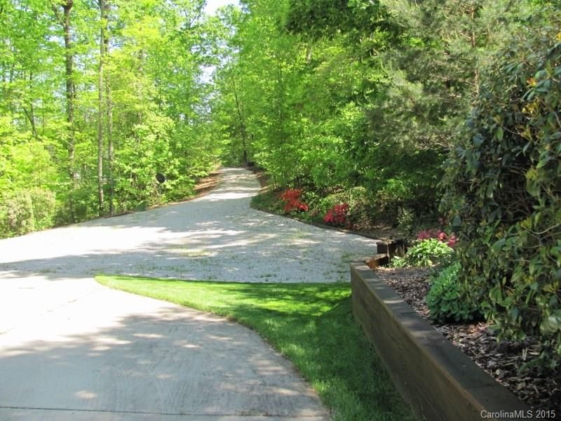 3825 Durfee Ln, Sherrills Ford, NC 28673