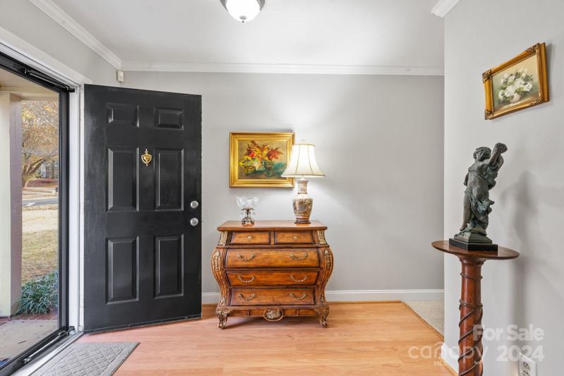 9406 Hinson Dr, Matthews, NC 28105