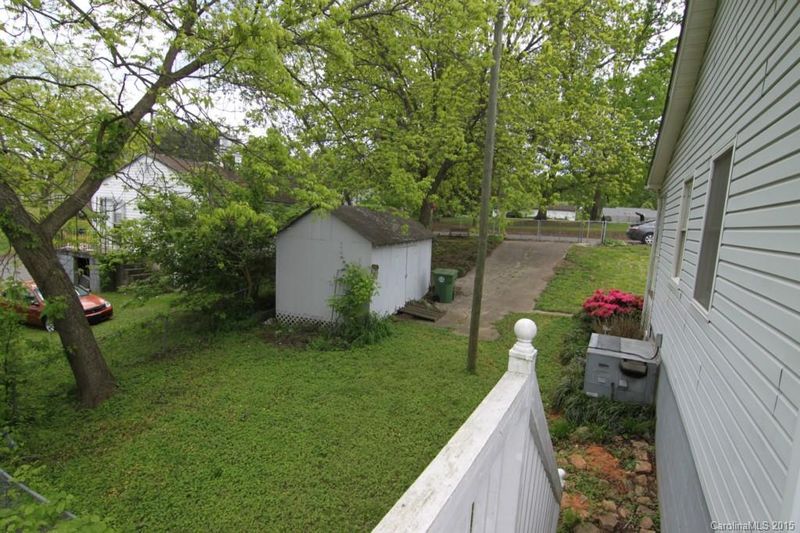 2518 E Spencer Ave, Gastonia, NC 28054