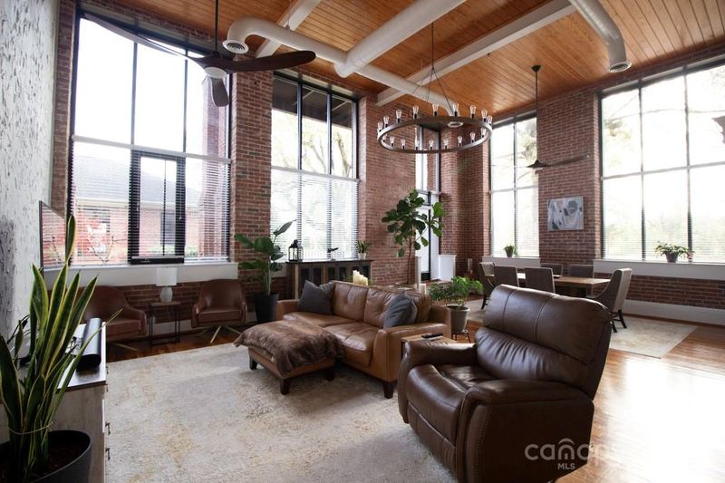 555 E Catawba St, Belmont, NC 28012
