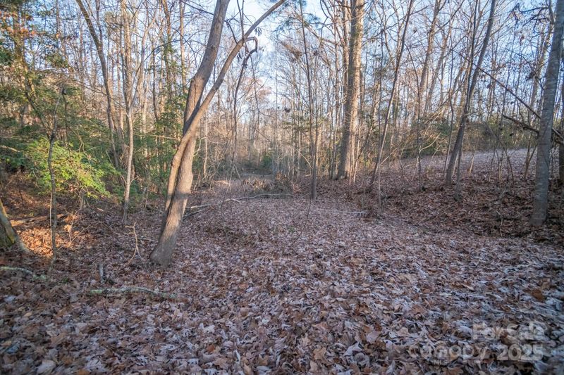 133 Outback Ln, Dallas, NC 28034