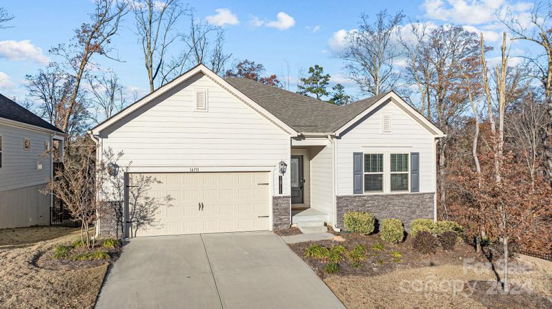14711 Batteliere Dr, Charlotte, NC 28278
