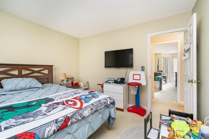 2027 Killarney Pl, Charlotte, NC 28262