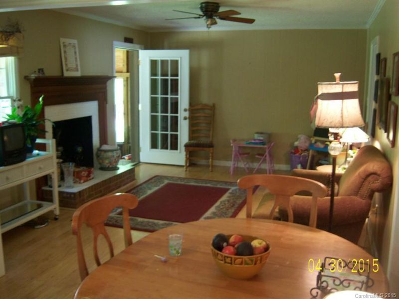 1401 Painter Pl, Charlotte, NC 28212