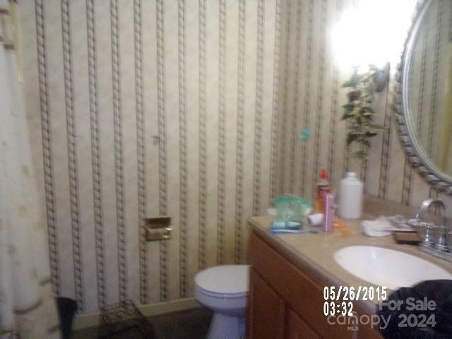 671 Archdale Dr, Charlotte, NC 28217