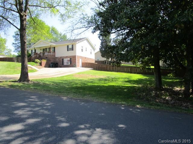 94 Cherokee Dr SE, Concord, NC 28025