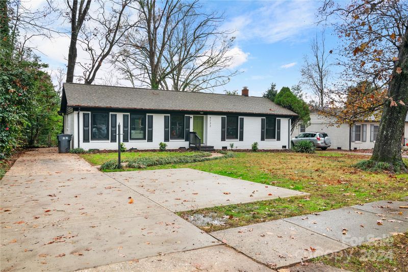 4232 Sudbury Rd, Charlotte, NC 28205