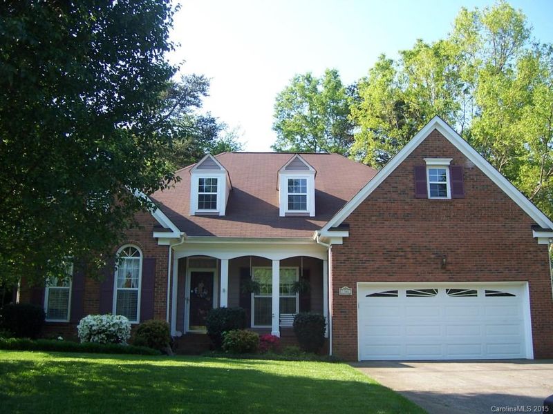 7301 Scarlet Runner Dr, Charlotte, NC 28215