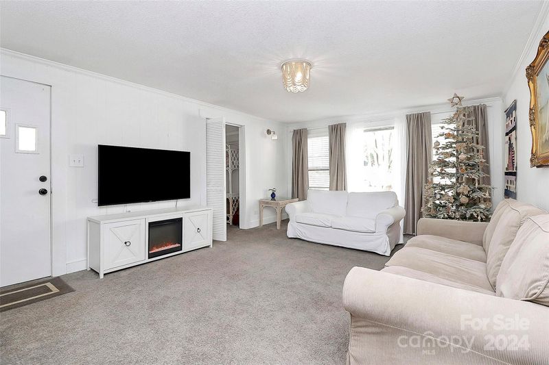 296 Vance Dr NE, Concord, NC 28025