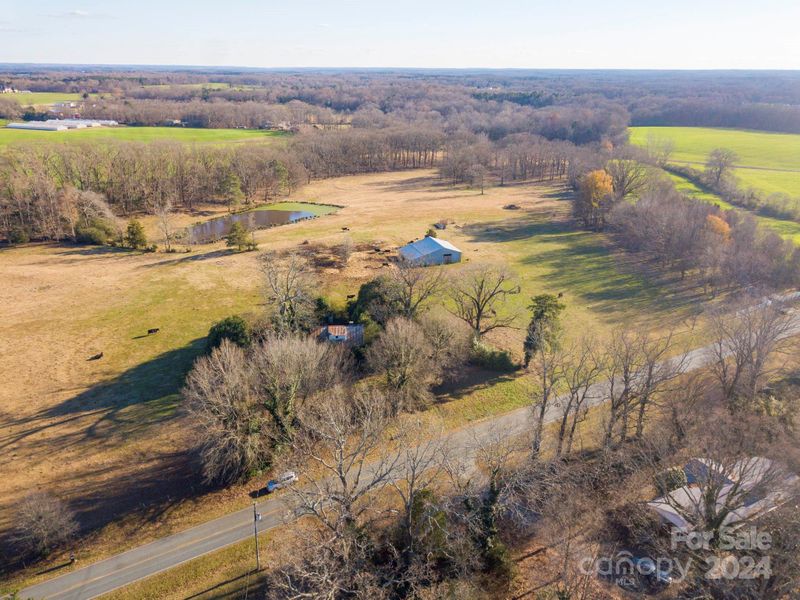 2113 Irby Rd, Monroe, NC 28112