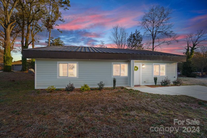 604 Davis Park Dr, Gastonia, NC 28052
