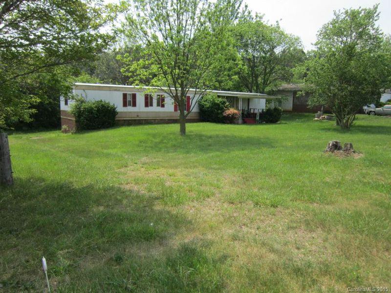 642 County Line Rd, Stony Point, NC 28678