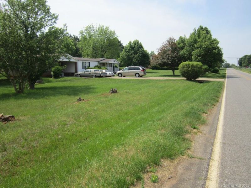 642 County Line Rd, Stony Point, NC 28678