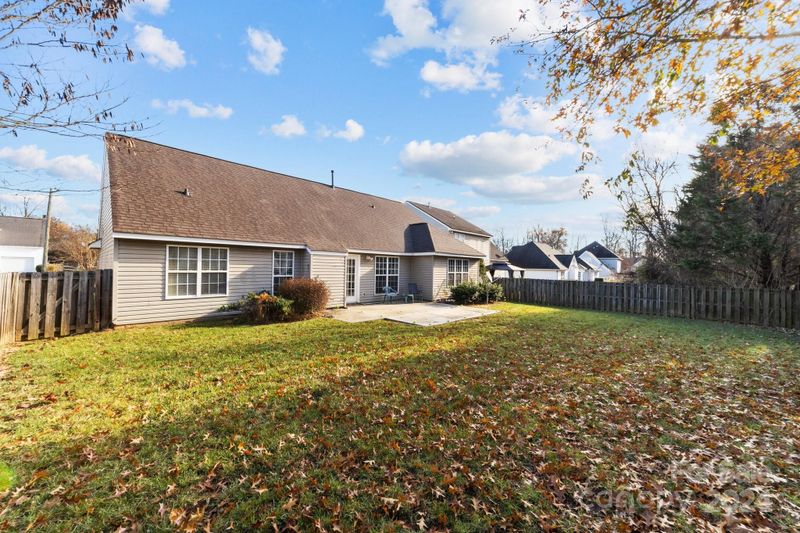 2918 Compton Ct NW, Concord, NC 28027