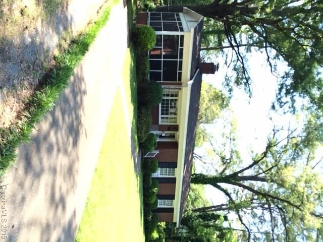 3025 Ventosa Dr, Charlotte, NC 28205
