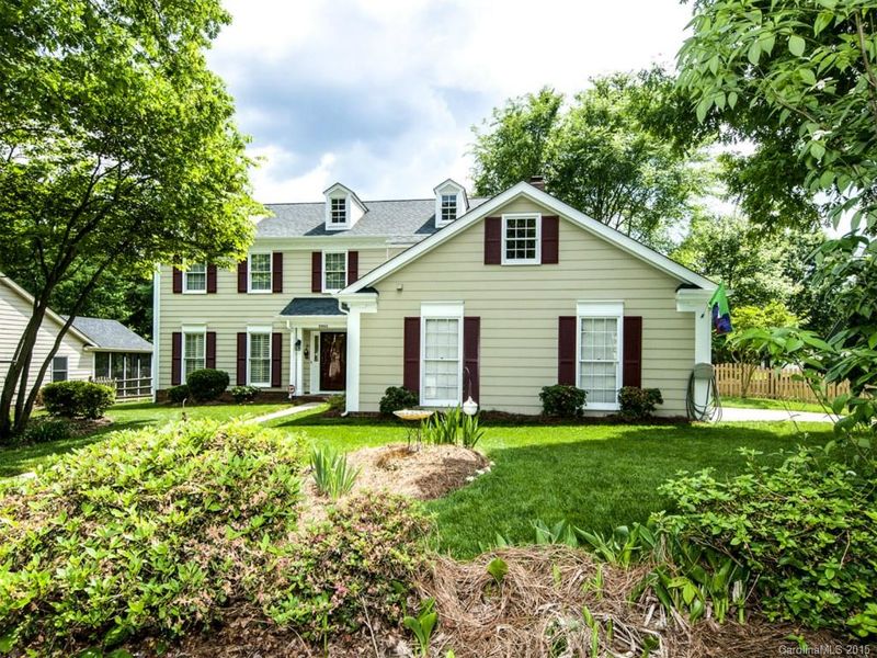 9900 Brass Eagle Ln, Charlotte, NC 28210