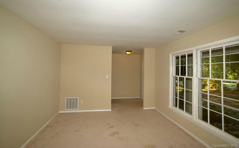 1313 Renfrow Ln, Charlotte, NC 28270