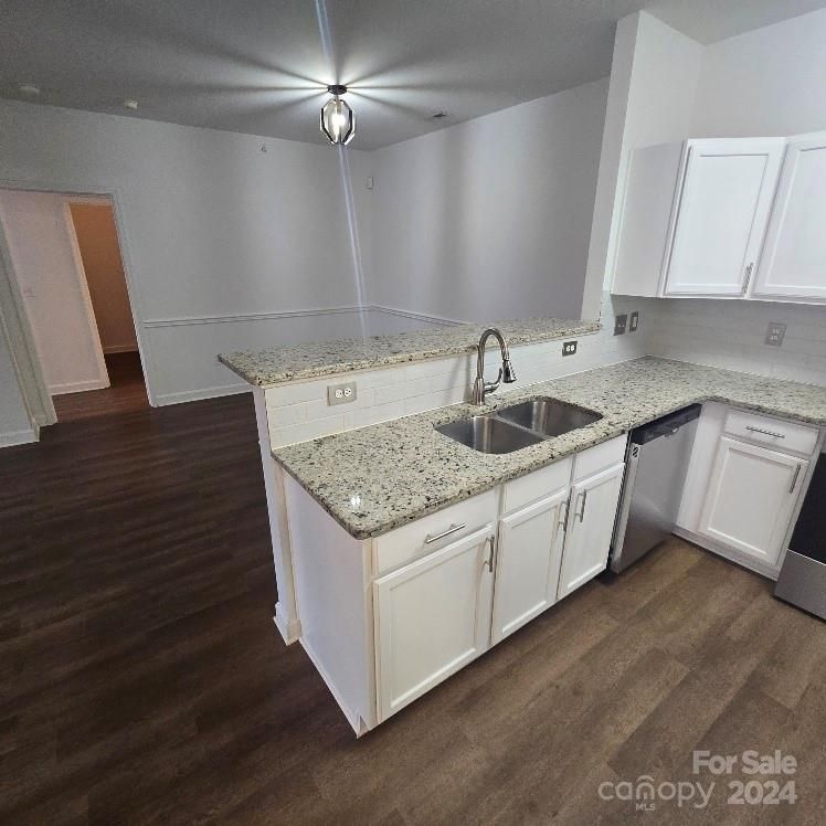 17142 Red Feather Dr, Charlotte, NC 28277