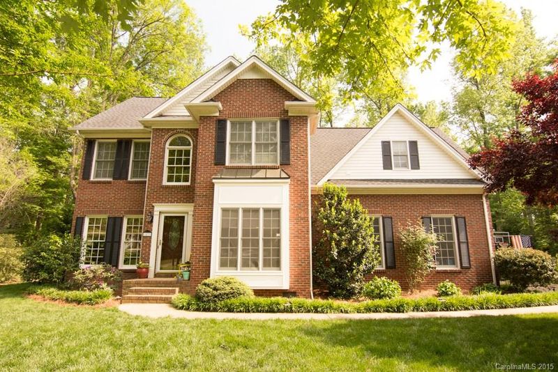 3433 Shadow Lake Ln, Matthews, NC 28104