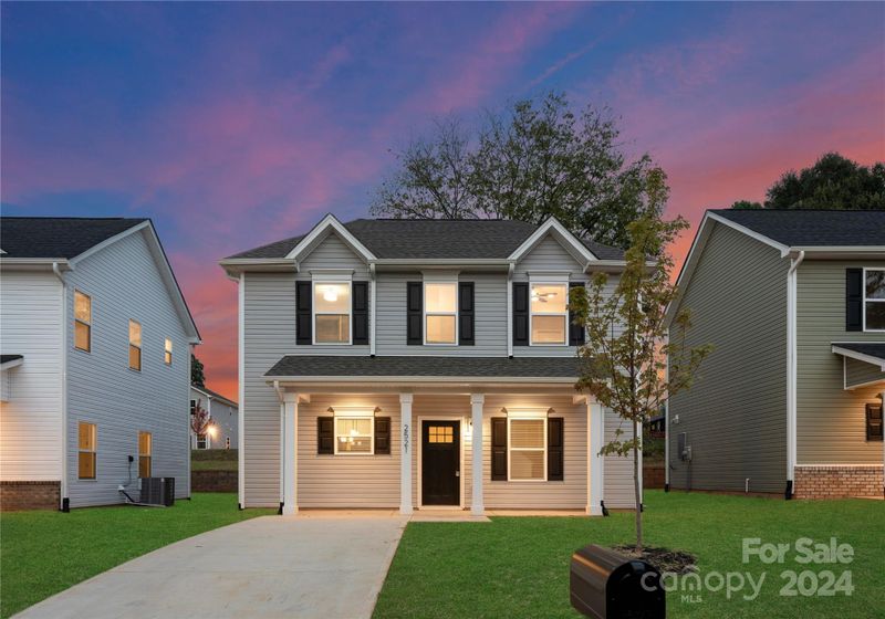 8508 Sunflower Rd, Charlotte, NC 28227