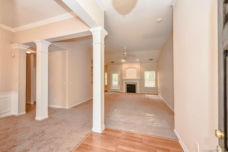12101 Stone Forest Dr, Pineville, NC 28134